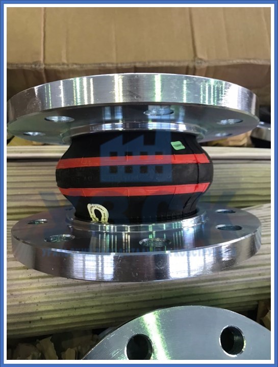 компенсатор резиновый фланцевый в Новочебоксарске